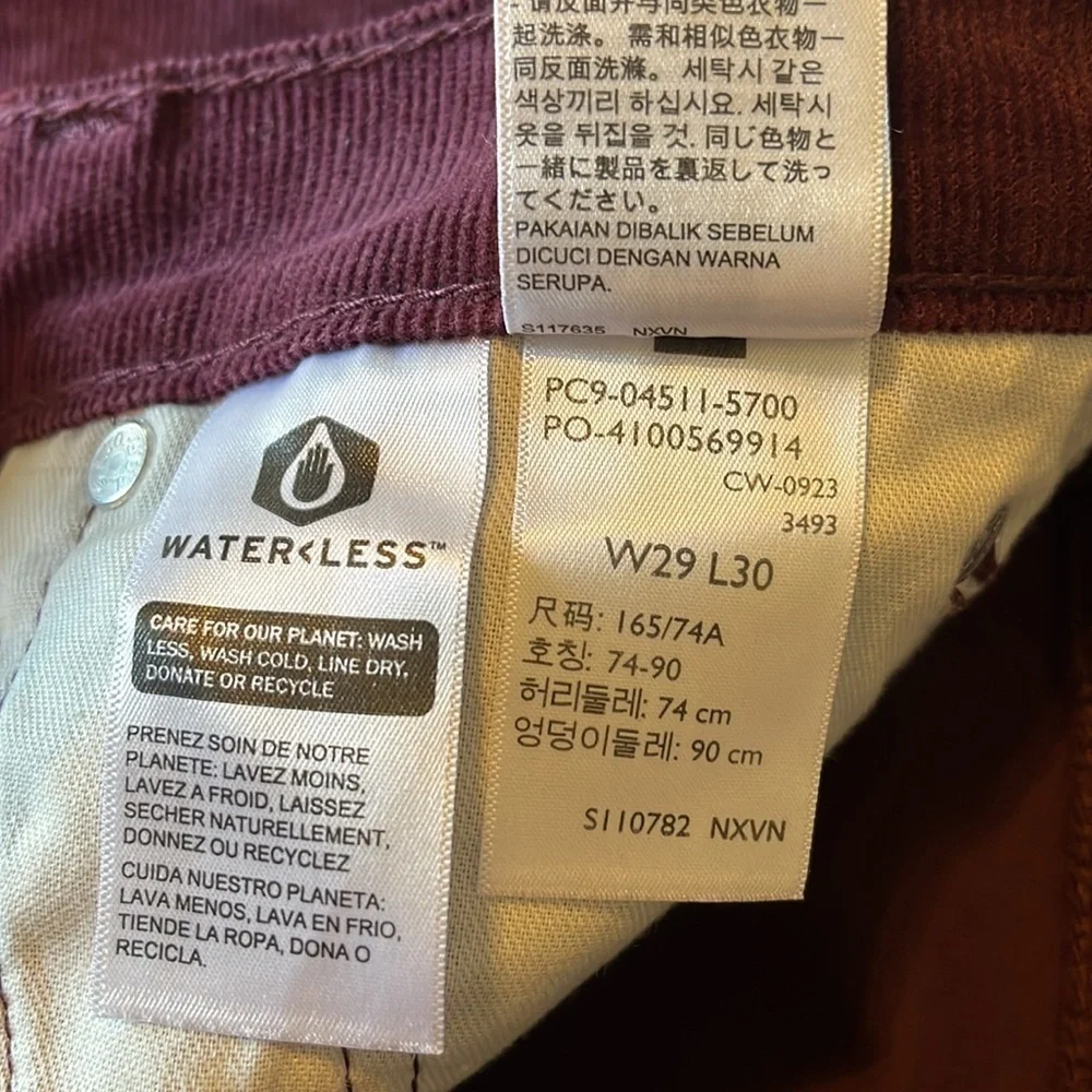 NWT-Levi’s-29-30-burgundy-511 slim-stretch, slim throughout, corduroy pants.